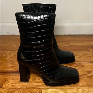 Jeffrey Campbell Black Croc-Patterned Heeled Boots